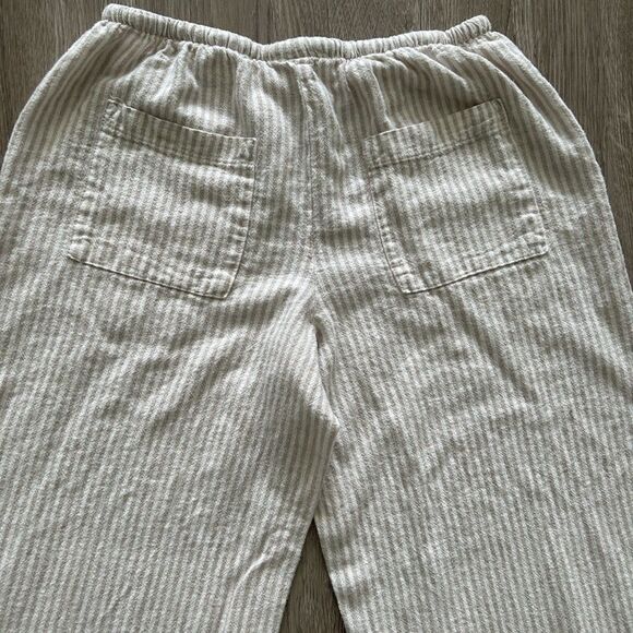 Low Rise Wide Leg Pants - Picture 8 of 8